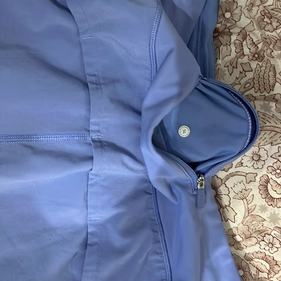 Size 14 Lululemon Shorts - Picture 4 of 6